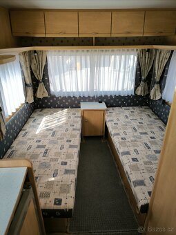 REZERVACE Karavan Burstner Fun 495 - podélné postele - 7