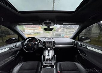 Porsche Cayenne GTS - 7