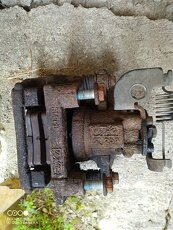 Zadní brzdové třmeny Ford Mondeo mk3 2.0 tdci r.v 03-07 - 7