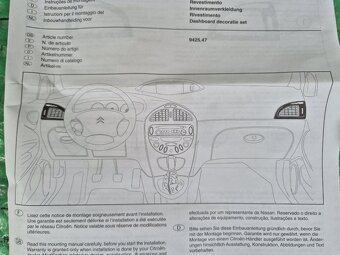 ozdobný dekor výdechů palubní desky Citroen C5 942547 , 9425 - 7
