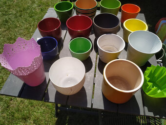 skleničky hrníčky,vázičky a ostatní - 7