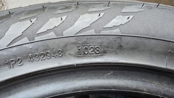 Zimní pneu 215/55/17 Nokian - 7