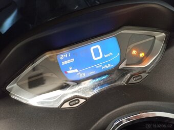 HONDA PCX 125 CZ 1. MAJITEL DPH - 7