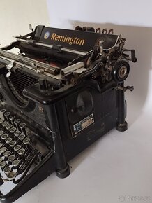 Starožitný psací stroj Remington - 7