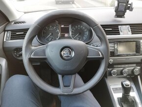 Prodej vozu Škoda Octavia Combi 3 ve výbavě Ambition - 7