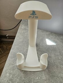 Stojan PS5 na Sony sluchátka a joystick - 7