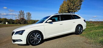 Škoda Superb Combi 6/18 206kw DSG6 L&K Webasto - 7