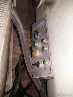 prodám nástrojovou brusku la prora beta - 7