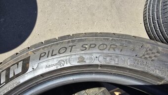 Letní pneu 235/45/18 Michelin - 7