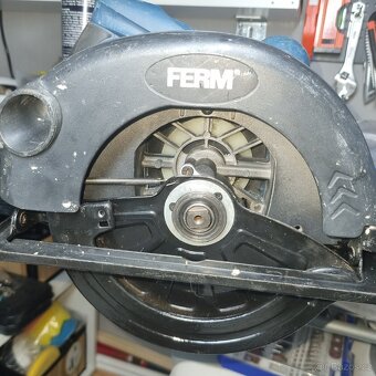 FERM CSM1039 OKRUŽNÍ PILA 1200W, KOTOUČ 185MM - 7