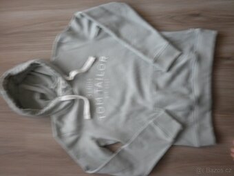damske mikiny zn. Tom Tailor Nike Guess - 7