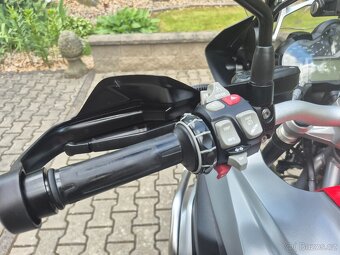 BMW R 1200 GS LC - SUPER STAV + VÝBAVA 219.900,- Kč - 7