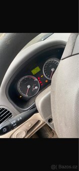 Hyundai accent - 7