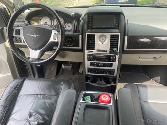 Chrysler Grand Voyager 2.8 CRD – 2010 - 7