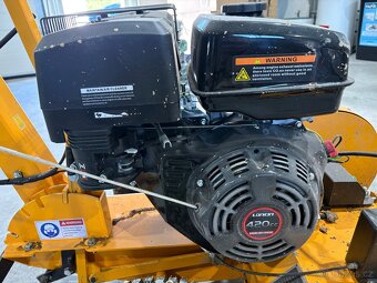 Půdní rýhovací fréza Lumag GF800 - 7