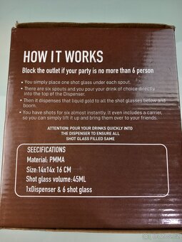 DÁVKOVAČ A DRŽÁK na panáky - 7