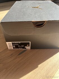 Jordan 1 mid 40.5 - 7