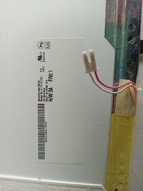 Panely displej notebooku 15.4" - 7