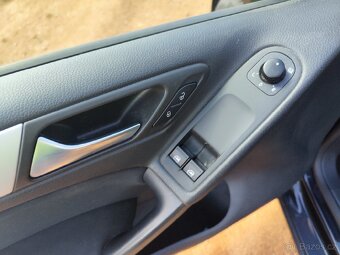 Volkswagen Golf 1.4 Tsi Nová STK - 7