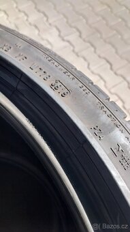 Prodám 4 x letní pneu Pirelli 245/40/21 - 7