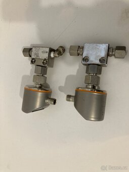 Flowmeter IFM SI5000 s adapterem E40129 - 7