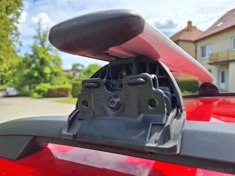 Prodám střešní nosiče Thule WingBar Evo 128cm - 7