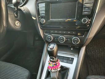 Škoda Octavia 3 2.0TDI 110kw 4x4 sport paket - 7