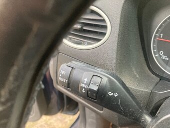 Ford Focus 1.6tdci - 7