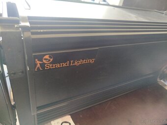 Predám Divadelní reflektor - 7