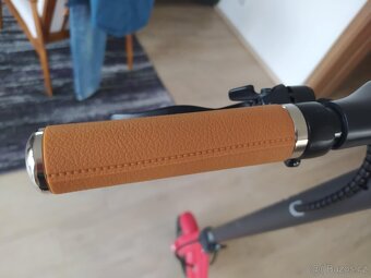 Elektrokoloběžka Cory Race - 7