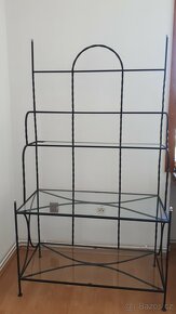 Prodám kovaný použitý nábytek se skleněnými výplněmi - 7