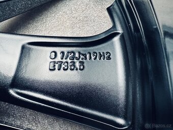 TOP kola R19 Mercedes E W214 originál - 7