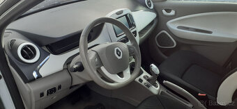 Renault Zoe, rok 2016, najeto 105 tisíc km, bez baterek - 7