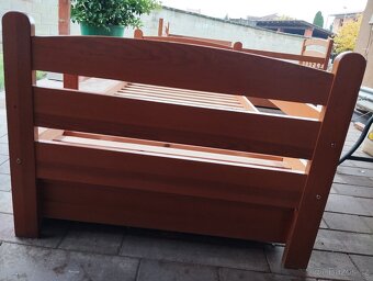 Postel s úložným prostorem - 7