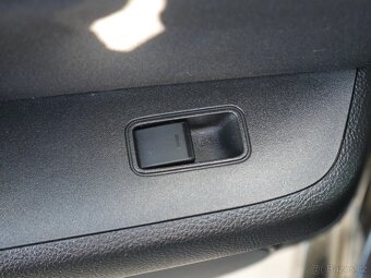 Mazda 6 2.0i ,  108 kW benzín, 2009 - 7