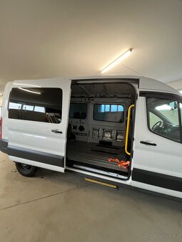 Boční sklo Ford transit 2014 - leve prave - 7