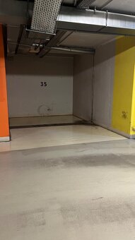 Pronájem garážového stání 15m² - Petržílkova metro B (Hůrka) - 7