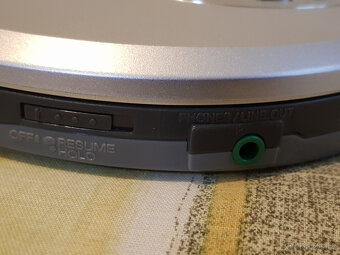 discman AIWA XP-V835 - 7