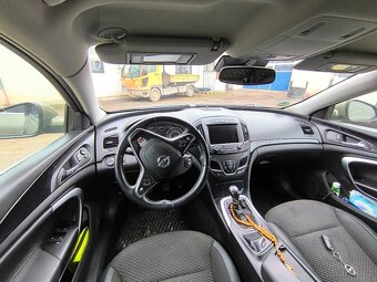 Opel Insignia sport tourer - 7