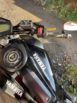 Yamaha mt 07 - 7