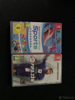 Nintendo switch + 2 hry - 7