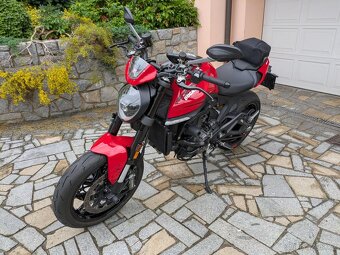 Ducati Monster 937 - 7