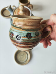 Nádherná keramická sada - konvice + 2 hrnky s podšálky - 7