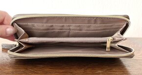 Nový krásný komplet: batůžek + peněženka + šátek. - 7