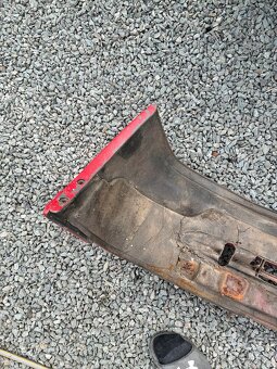 Přední nárazník Ford Escort - 7