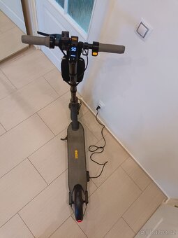 Elektrická koloběžka Ninebot Max G30 - 7