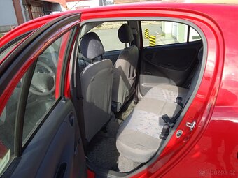 Toyota Yaris 1,0/50kW - 7
