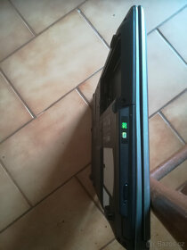 Prodám NB ASUS - 7