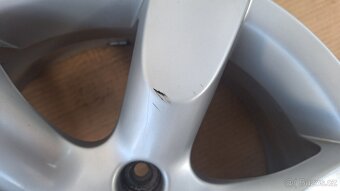Alu kola Peugeot 16" 4x108 6,5J ET31 307cc - 7