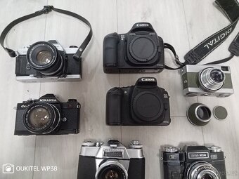 Konvolut filmových a digitálních fotoaparátů - 7